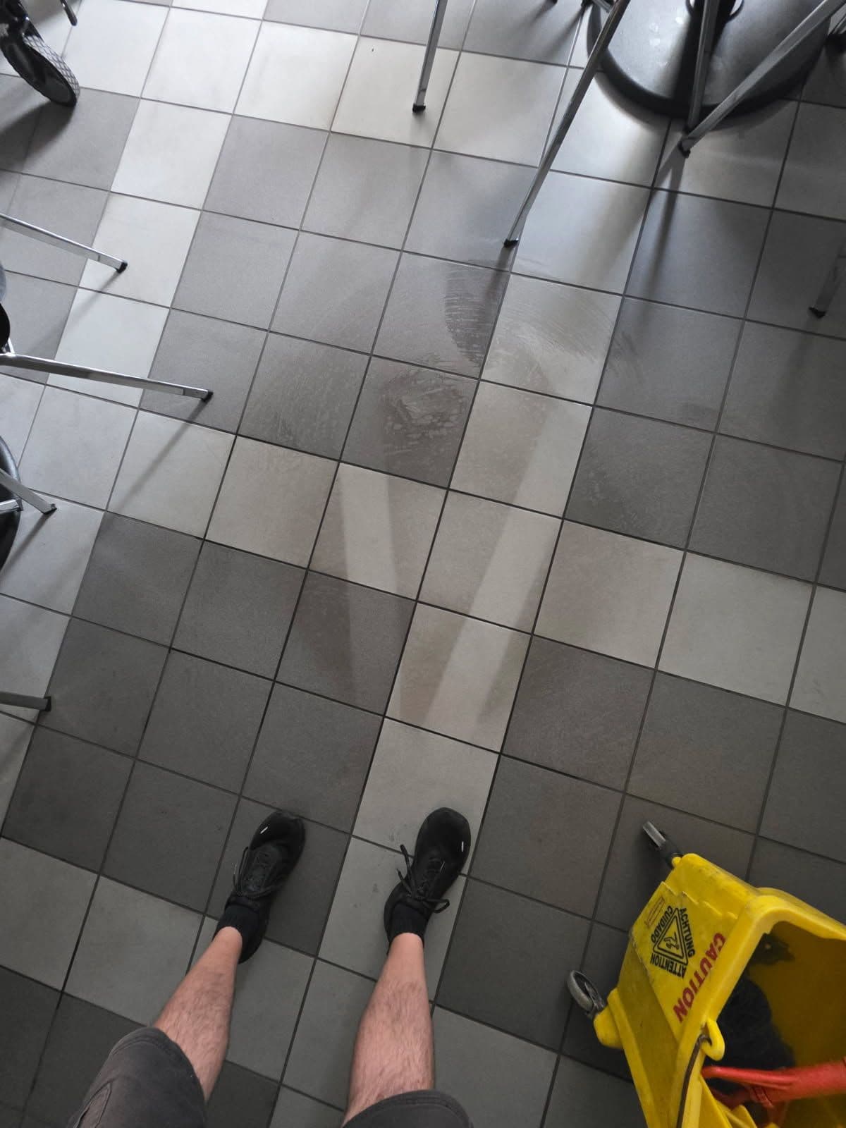 Spotless Ceramic Tile Clean image